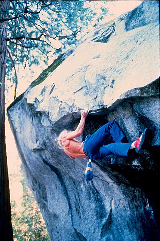 John Bachar, campo 4, Midnight Lightning su Columbia Boulder