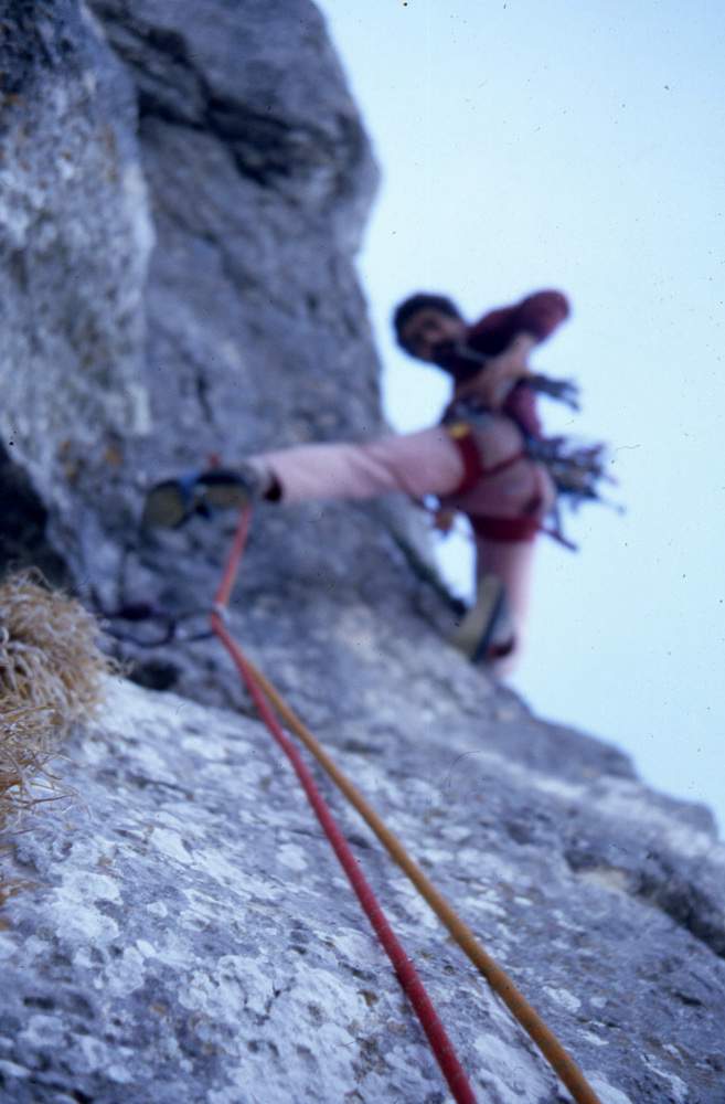 Rocca Busambra, A. Gogna sulla 7a lunghezza di Vuoto a perdere