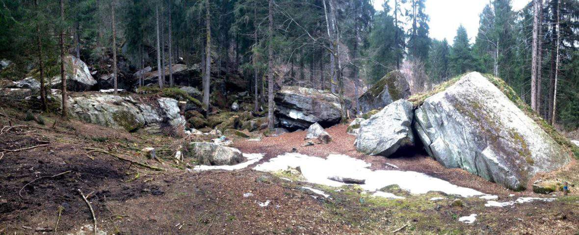 ScempioParcoGiochiBoulder-Gramitico+ValDaone2016FotoMicheleGuarneri