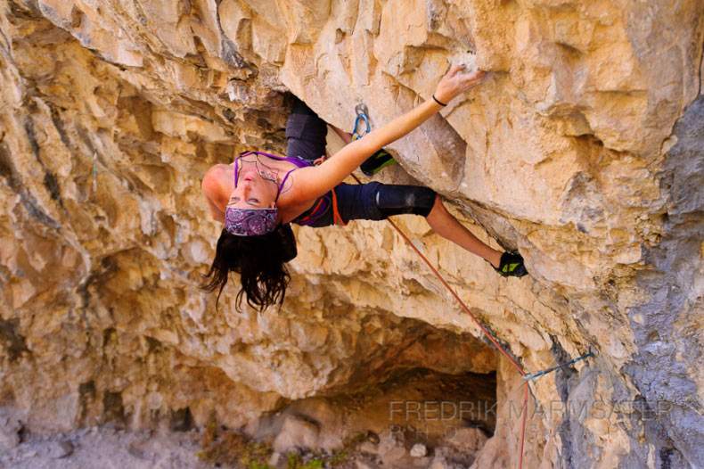 ClimbingGirls17-HeatherRobinsonsuGayScience,Rifle(CO),5.13d-Fotofrederickmarmsater_121029_3325_web
