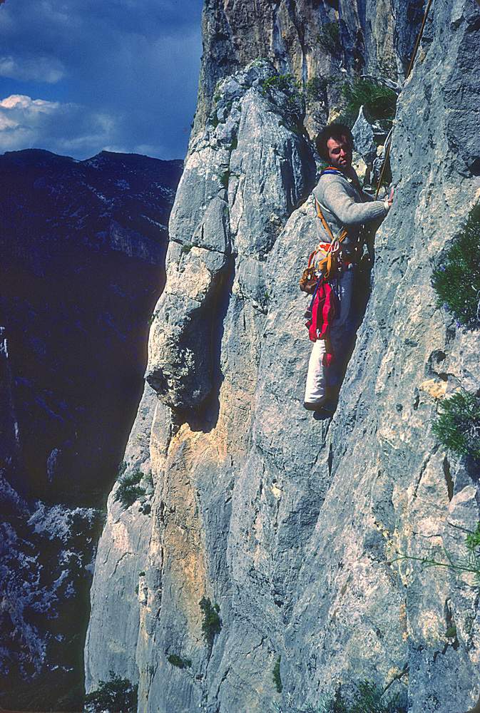 R. Bonelli sulla via dell'Unicorno alla parete di Donneneittu, 27.04.1981