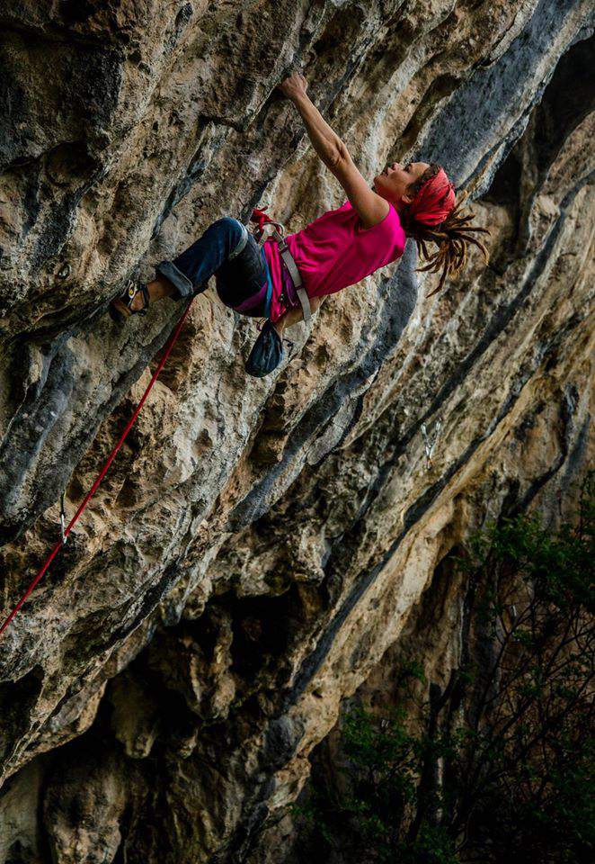 ClimbingGirls-25-Duygu Yarsur climbing in Citibi, Turkey. Foto Sander Werelds